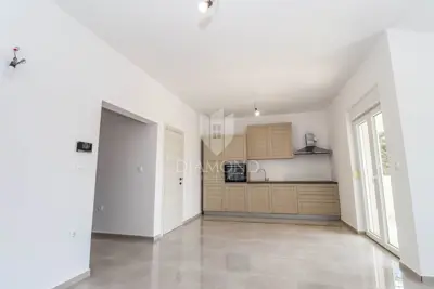 Stan, Šišan, 1. kat duplex kuće, 3 spavaće sobe - 2