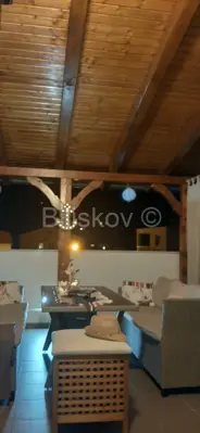 Ugljan, Preko, samostojeća kuća, odlična lokacija - 7