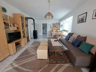 Apartmenthaus in Malinska, 4 Etagen und mehrere Wohneinheiten - 5