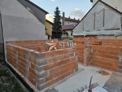 Haus 85 m², Delnice - 3 Schlafzimmer und Wohnzimmer - 5