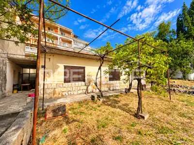 Haus zur Renovierung mit Nebengebäude auf 721 m², Gradac - 3