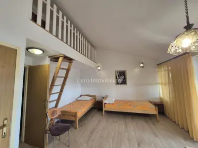 Vodice - Haus mit 3 Wohnungen - 12