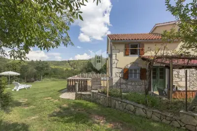 Stone house 90 m², Labin surroundings - renovated and quiet location - 15