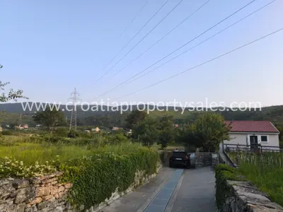 Landwirtschaftsfläche 4 086 m², Tugare, in der Nähe von Omiš - 3