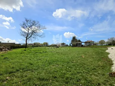 Baugrundstück 1.013 m², Poreč Umgebung, ruhiger Ort - 2