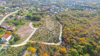 Building plot 1,401 m², Labin - edge of town