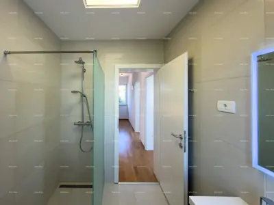 House 130 m², Premantura - open sea view - 18