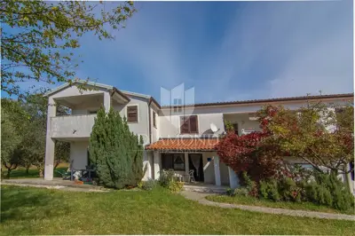 Haus 358 m², Vižinada - 5 Apartments und Blick auf die Landschaft - 3