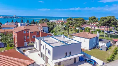 Dvojna kuća 110 m², Umag - bazen i terasa - 2