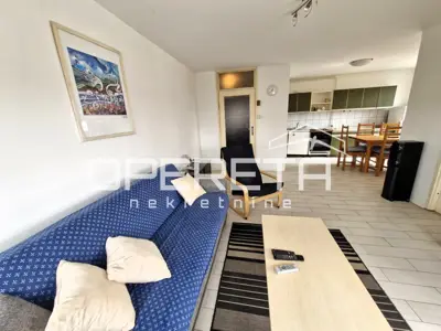 Wohnung 78 m², Prečko - 3,5-Zimmer, 2 Balkone und Aufzug - 4