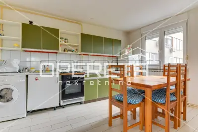 Wohnung 78 m², Prečko - 3,5-Zimmer, 2 Balkone und Aufzug - 3