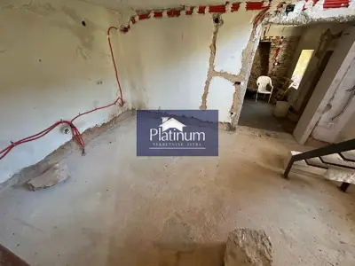 Kuća 50 m², Šišan - kamena kuća u fazi adaptacije - 6