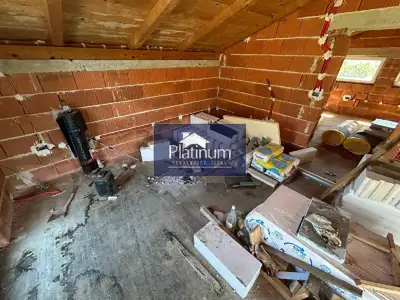 Kuća 50 m², Šišan - kamena kuća u fazi adaptacije - 8