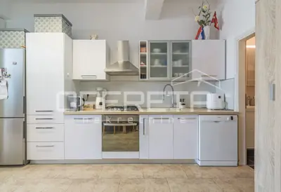 Wohnung zum Kauf in Novigrad, 160 m² - 4