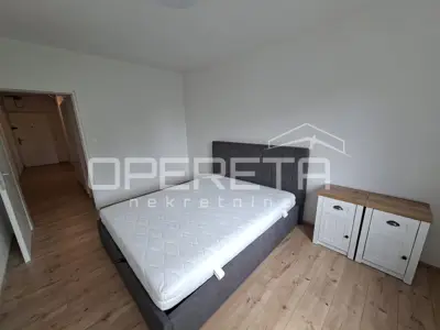 Vollstaendig renovierte, eingerichtete und moeblierte 3-Zimmer-Wohnung - 4