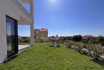 Apartment for sale in Mandre, 71 m² - 2