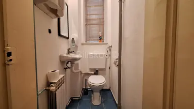 Zagreb, Centar trosoban p.p-ured 83 m², visoko prizemlje - 12