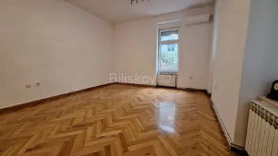 Zagreb, Centar trosoban p.p-ured 83 m², visoko prizemlje - 10
