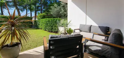 Stan 95 m², Novigrad - centar, 2 terase i vrt - 10