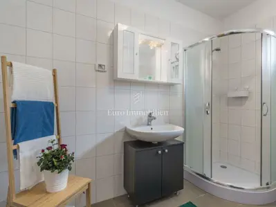 Kuća 120 m², Labin - bazen i privatnost - 18