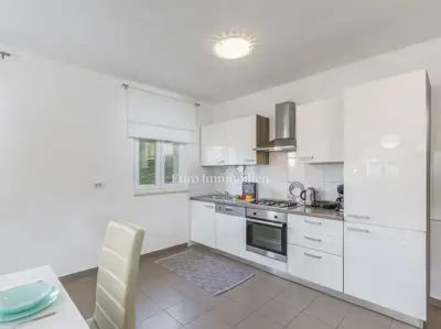 Kuća 120 m², Labin - bazen i privatnost - 9