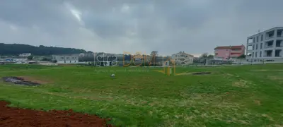 Građevinsko zemljište 742 m², Pomer - 100 m od mora