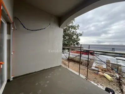 Crikvenica, 1S+DB s lođom i pogledom na more