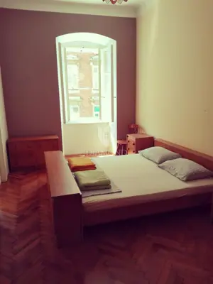 Rijeka, centar - stan s dva balkona - 5