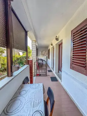 Sobe 46 m², Novigrad centar - 20 koraka do plaže - 9