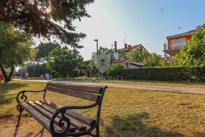 Sobe 46 m², Novigrad centar - 20 koraka do plaže - 15