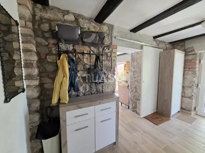Kuća 140 m², Vrbovsko - adaptirana samostojeća kuća - 13