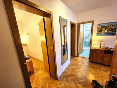 Apartman 62 m², Malinska - 2 spavaće sobe i loggia - 16