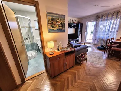Apartman 62 m², Malinska - 2 spavaće sobe i loggia - 11