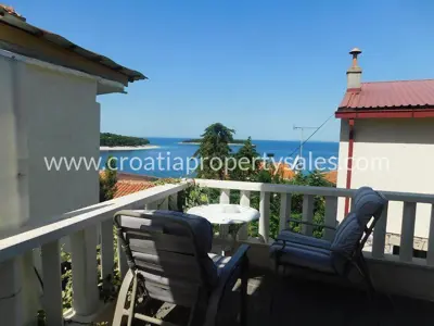 Kuća u Primoštenu, 50 m od mora i plaže, tri apartmana - 2