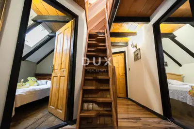 House 320 m², Jasenak - two houses and pool - 17