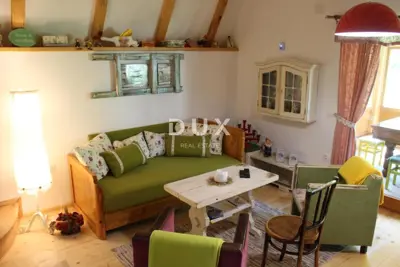 House 320 m², Jasenak - two houses and pool - 19