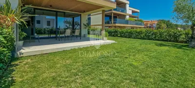 Wohnung 94 m², Novigrad - Erdgeschoss und eigener Garten - 2