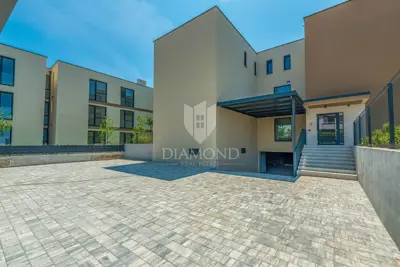 Wohnung 94 m², Novigrad - Erdgeschoss und eigener Garten - 11