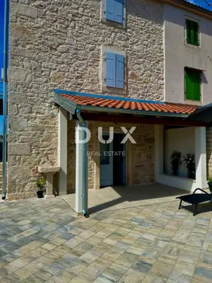 Haus 105 m², Bonaci bei Poreč - Whirlpool-Pool