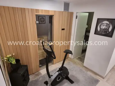 Kuća, Trogir, 240 m², 2 400 000 € - 14