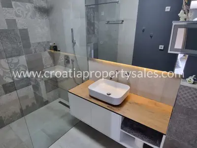 Kuća, Trogir, 240 m², 2 400 000 € - 8
