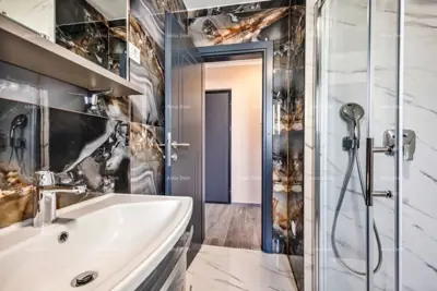 Prodaja stana sa jacuzzijem i saunom, Poreč, Nova Vas! - 7