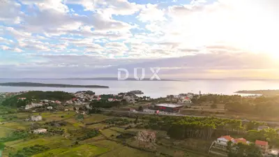 Rab, Mundanije, building plot, 570 m², 6 min to the center - 2