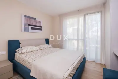Apartment 138.5 m², Novigrad - 3 bedrooms and 3 bathrooms - 18
