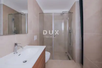 Apartment 138.5 m², Novigrad - 3 bedrooms and 3 bathrooms - 21