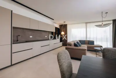 Apartment 138.5 m², Novigrad - 3 bedrooms and 3 bathrooms - 8