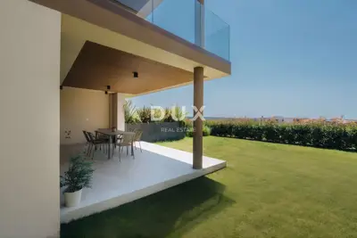 Apartment 138.5 m², Novigrad - 3 bedrooms and 3 bathrooms - 2