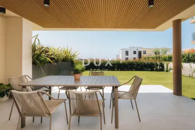 Apartment 138.5 m², Novigrad - 3 bedrooms and 3 bathrooms - 3