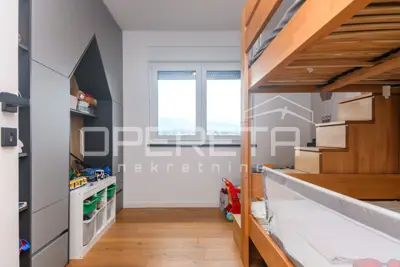 Stan 123 m², Trešnjevka - Sjever, penthouse s liftom - 13