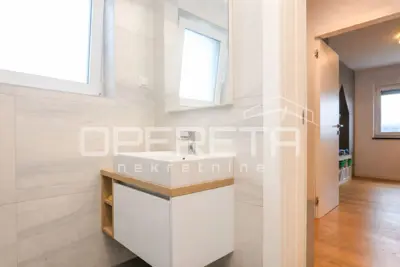 Stan 123 m², Trešnjevka - Sjever, penthouse s liftom - 12